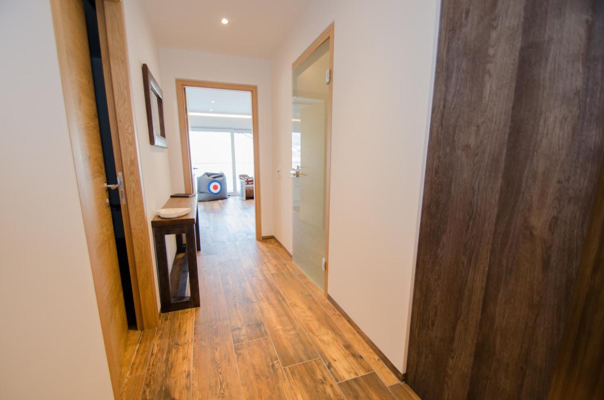 Superb Alpine Lodges By All In One Apartments Zell am See Exterior photo